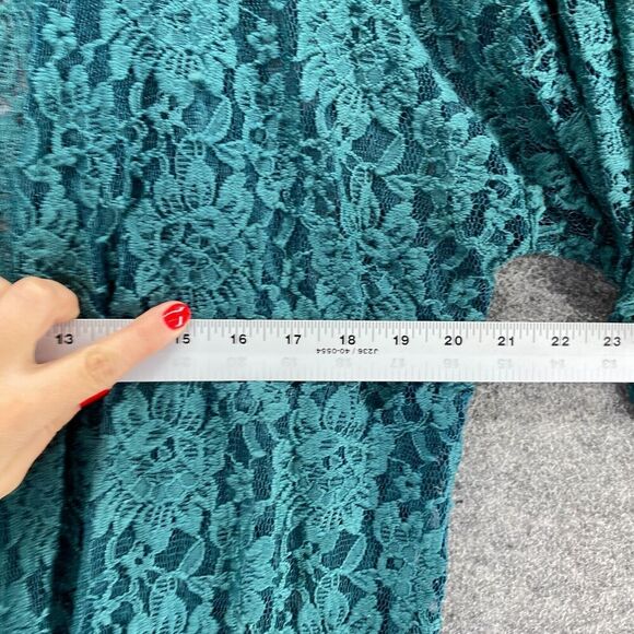 LulaRoe Top Women L Large Blue Floral Crochet Fringe Short Sleeve Open Front - Picture 7 of 9